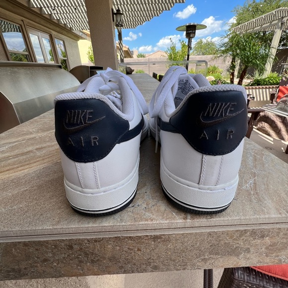 Nike Air Force 1 Low - Picture 5 of 11